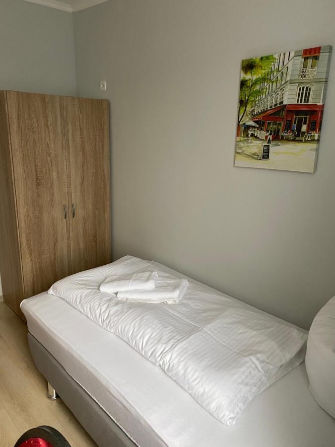 Apartments Am Bahnhof ジーゲン エクステリア 写真